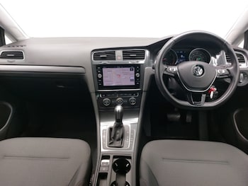 Used Volkswagen Golf 2020 for sale - 75622094: Photo