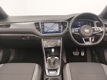 Used Volkswagen T-Roc 2021 for sale - 75686818: Photo