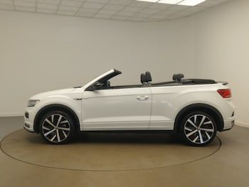 Used Volkswagen T-Roc 2021 for sale - 75686818: Photo