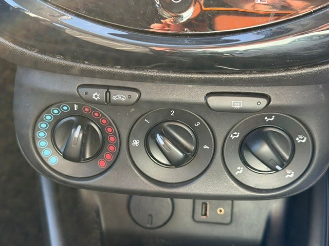 Used Vauxhall Corsa 2015 for sale - 78155428: Photo 14