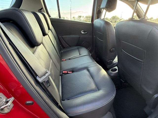 Used Renault Clio 2010 for sale - 77694271: Photo 19