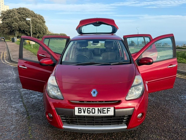 Used Renault Clio 2010 for sale - 77694271: Photo 23