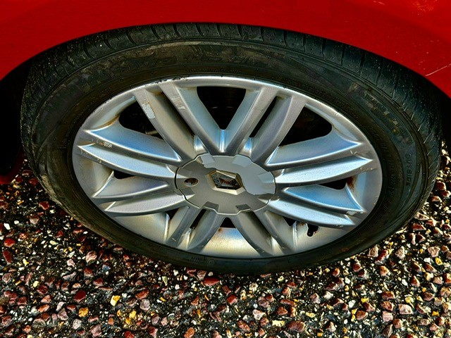 Used Renault Clio 2010 for sale - 77694271: Photo 28