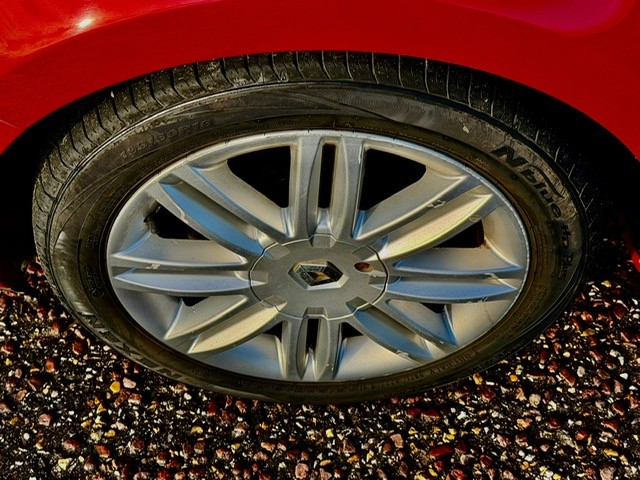 Used Renault Clio 2010 for sale - 77694271: Photo 30