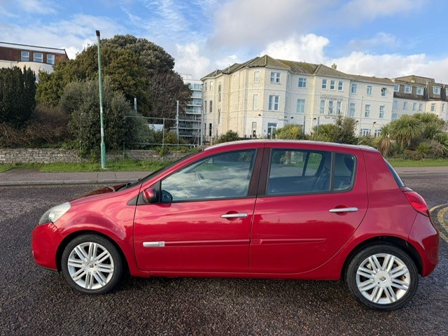 Used Renault Clio 2010 for sale - 77694271: Photo 5