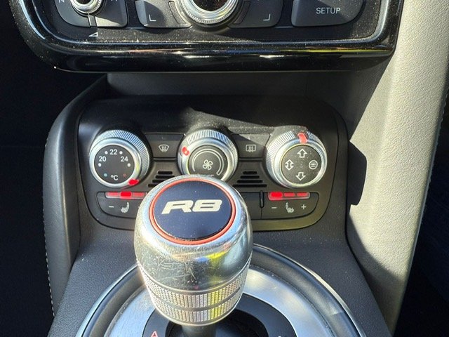 Used Audi R8 2010 for sale - 77478178: Photo 13