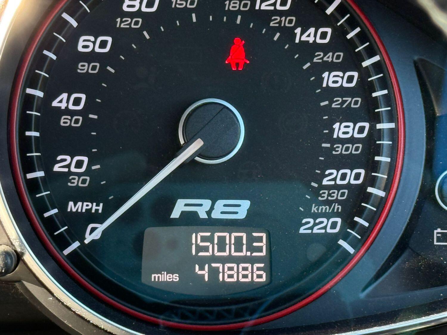 Used Audi R8 2010 for sale - 77478178: Photo 22