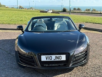 Used Audi R8 2010 for sale - 77478178: Photo