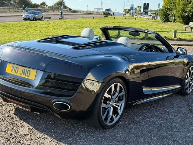 Used Audi R8 2010 for sale - 77478178: Photo 5