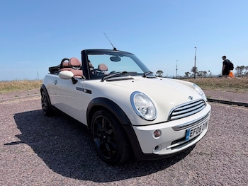 Used MINI Convertible 2008 for sale - 79023919: Photo