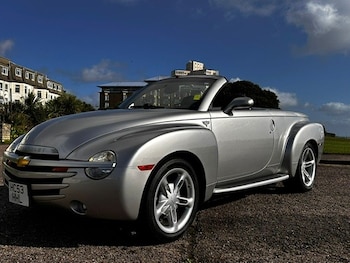 Used Chevrolet SSR 2004 for sale - 76948658: Photo