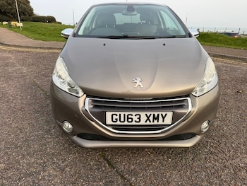 Used Peugeot 208 2013 for sale - 77735820: Photo