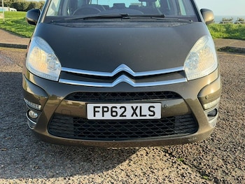 Used Citroen C4 Grand Picasso 2012 for sale - 76948659: Photo