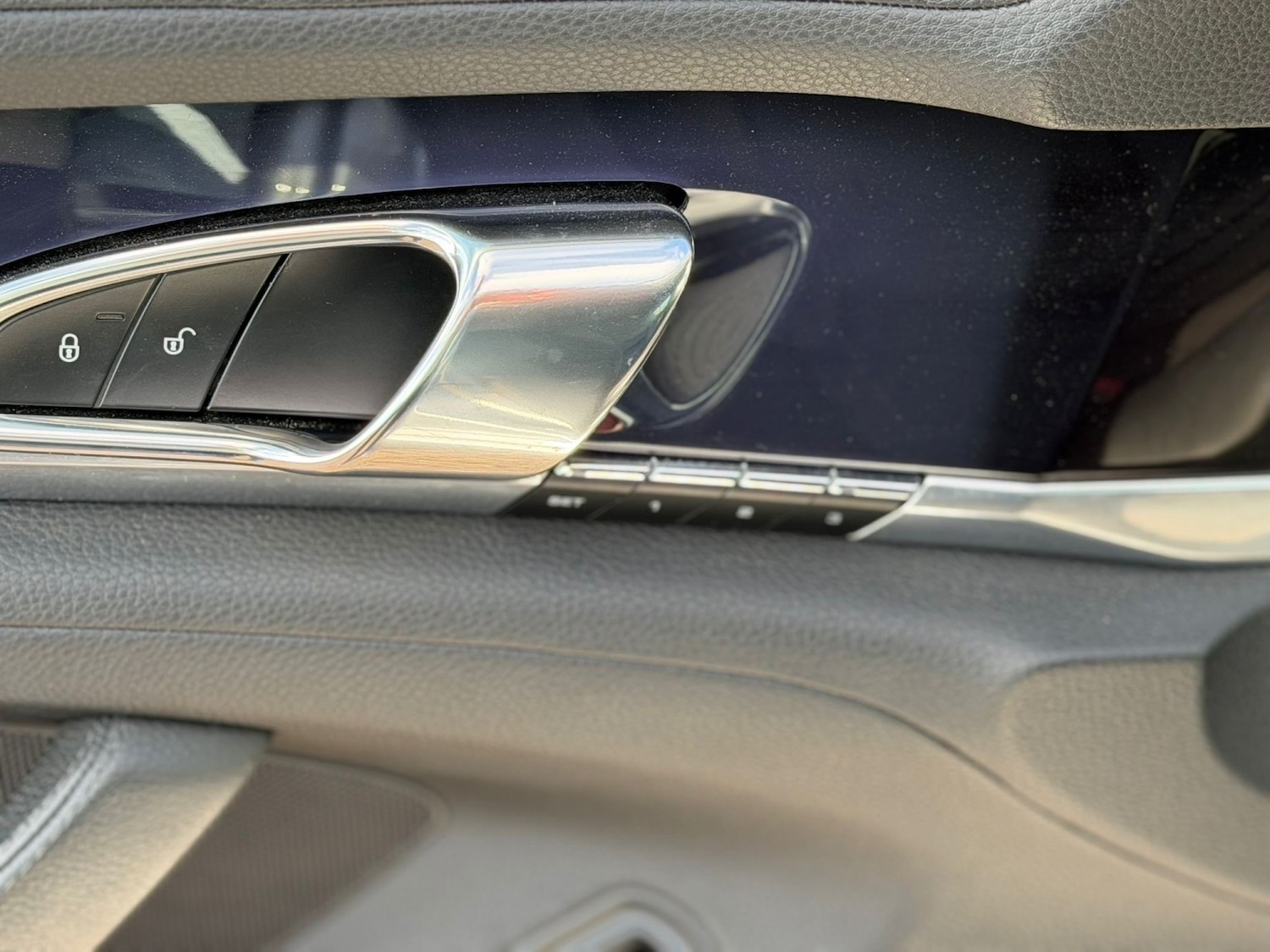 Used Porsche Panamera 2014 for sale - 76948663: Photo 24