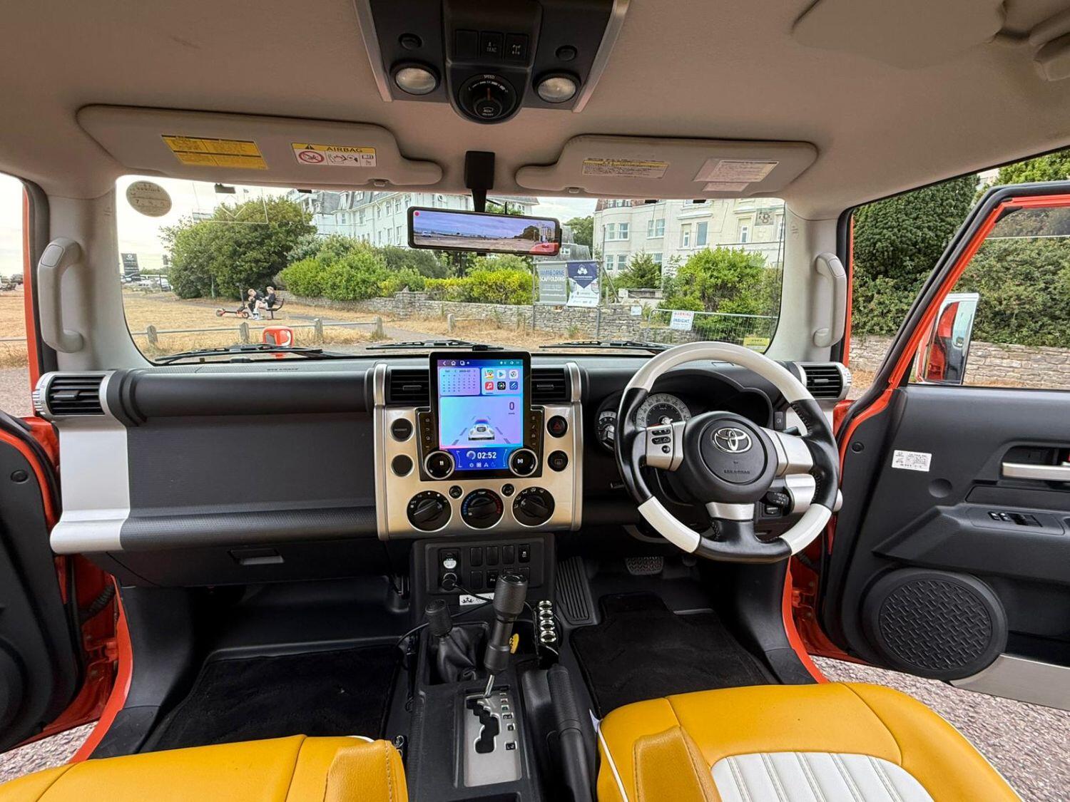 Used Toyota FJ Cruiser 2025 for sale - 76948652: Photo 9