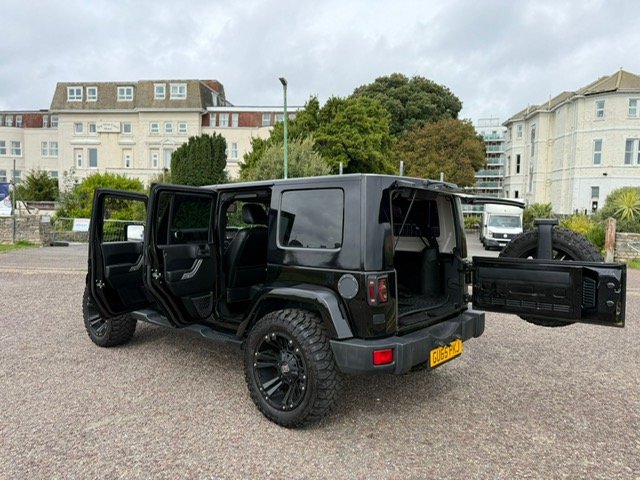 Used Jeep Wrangler 2015 for sale - 77008184: Photo 48