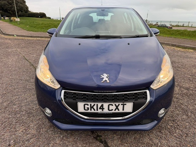 Used Peugeot 208 2014 for sale - 77548195: Photo 2