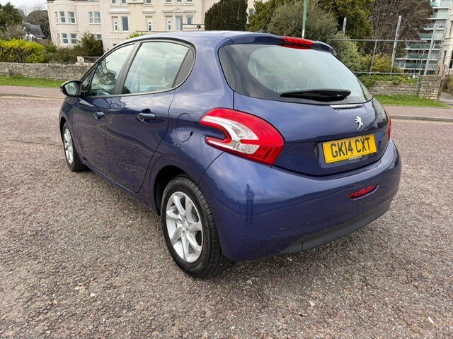 Used Peugeot 208 2014 for sale - 77548195: Photo 9