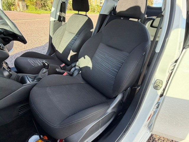 Used Peugeot 208 2013 for sale - 77836824: Photo 13