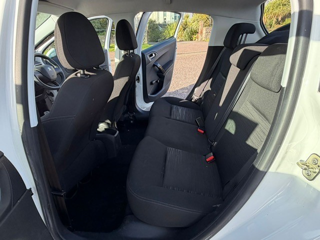 Used Peugeot 208 2013 for sale - 77836824: Photo 16