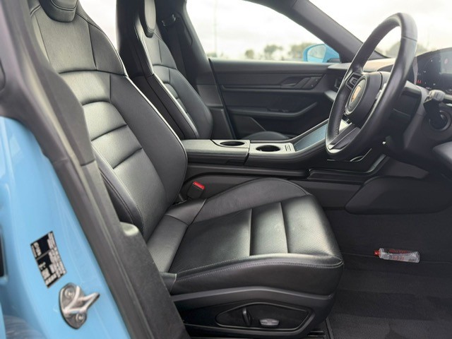 Used Porsche Taycan 2022 for sale - 76948664: Photo 18