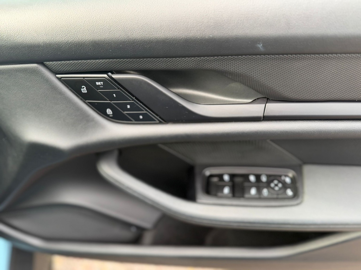 Used Porsche Taycan 2022 for sale - 76948664: Photo 22