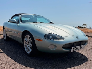 Used Jaguar XKR 2003 for sale - 79360160: Photo
