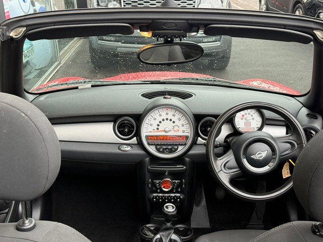 Used MINI Convertible 2011 for sale - 77038933: Photo 13