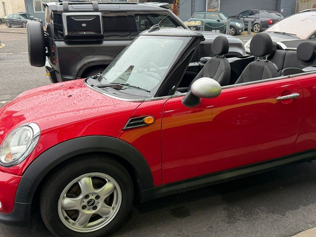 Used MINI Convertible 2011 for sale - 77038933: Photo 6