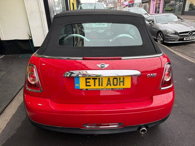 Used MINI Convertible 2011 for sale - 77038933: Photo 9