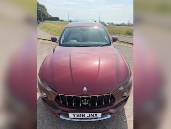Used Maserati Levante 2018 for sale - 78876549: Photo