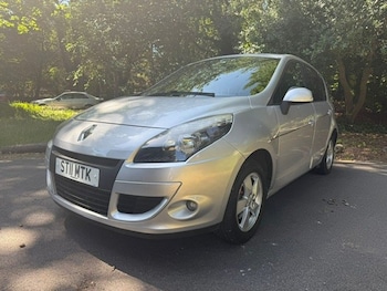 Used Renault Scenic 2011 for sale - 75255818: Photo