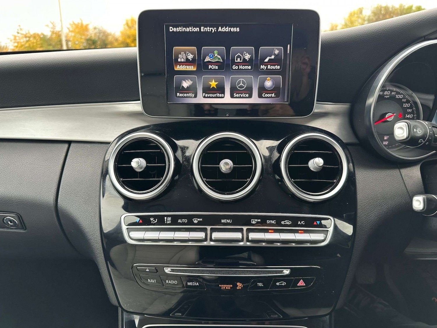 Used Mercedes-Benz C Class 2015 for sale - 76948661: Photo 16