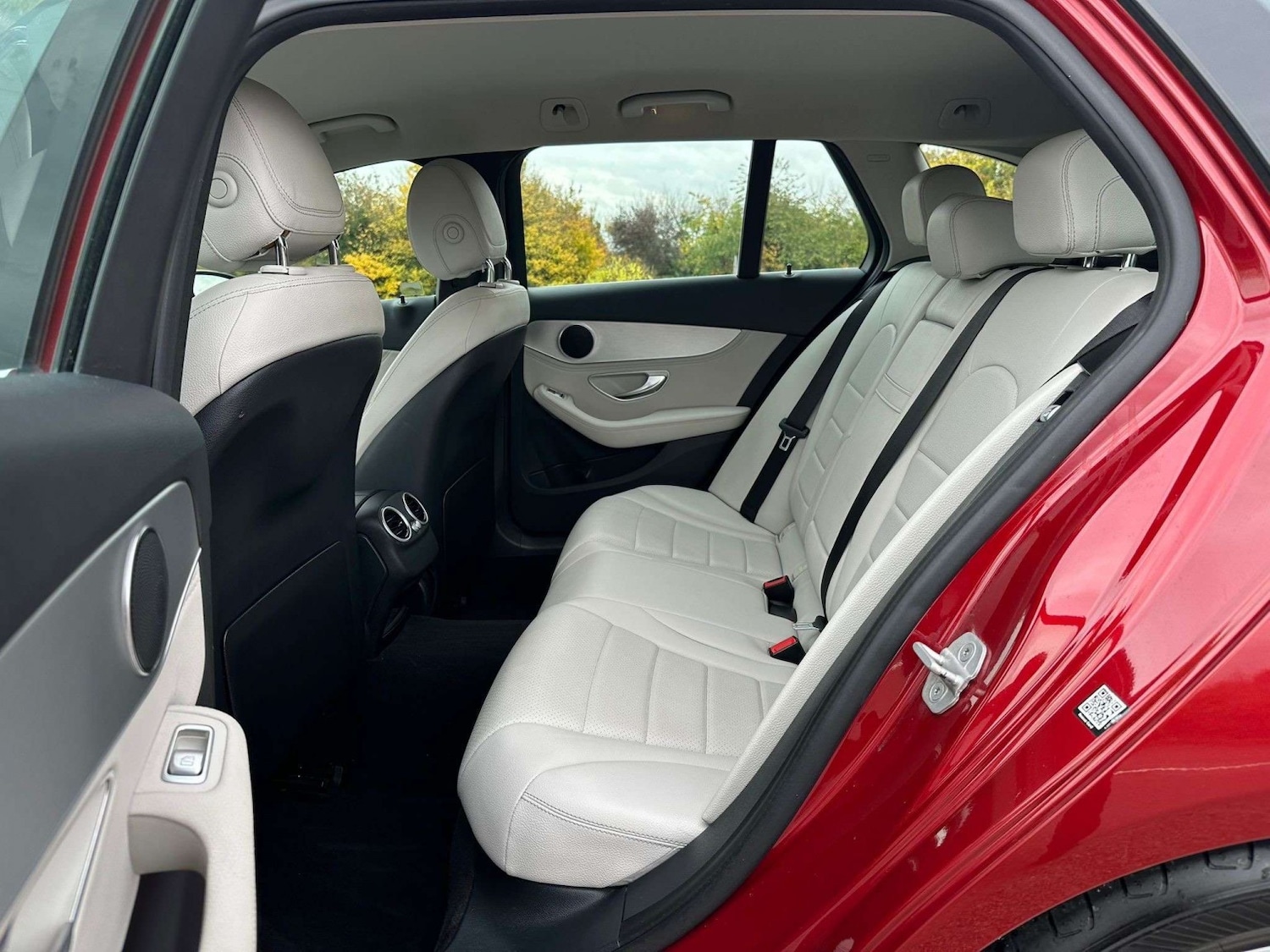 Used Mercedes-Benz C Class 2015 for sale - 76948661: Photo 19