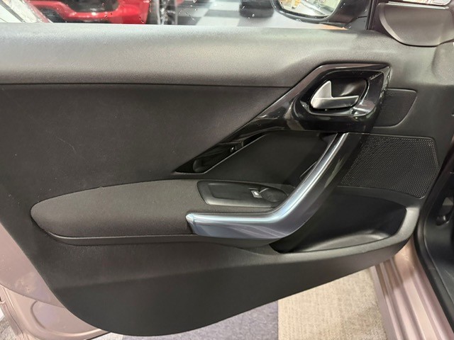 Used Peugeot 208 2015 for sale - 77313948: Photo 7
