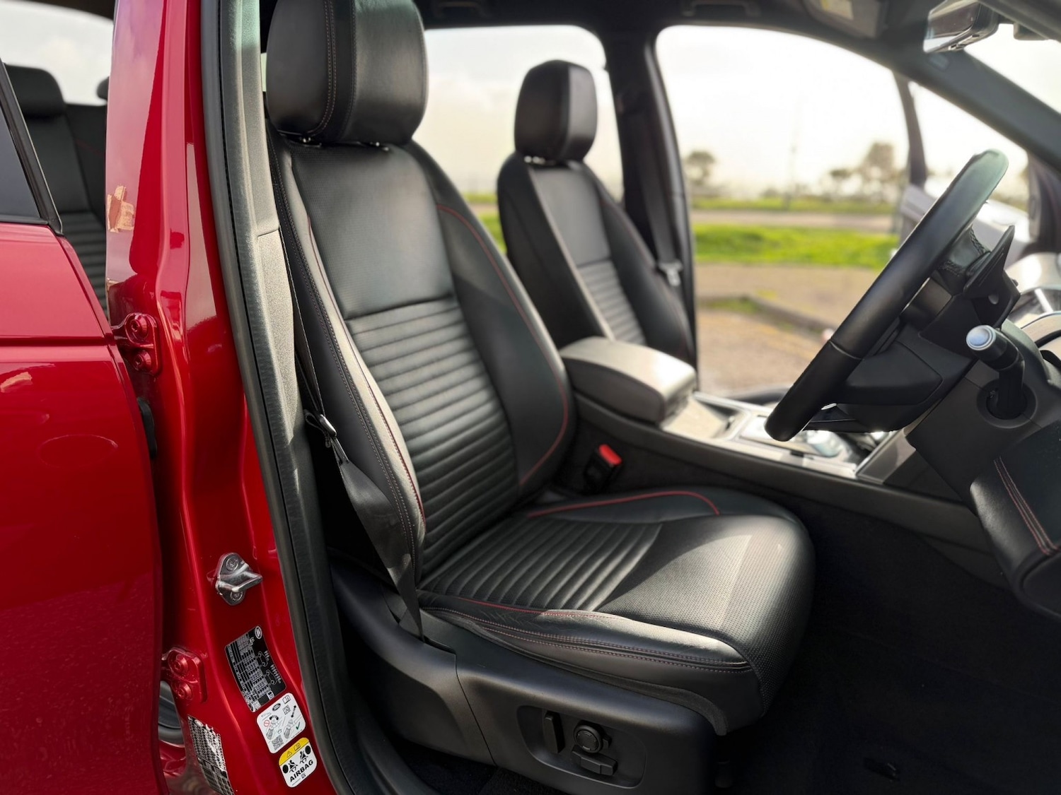 Used Land Rover Discovery Sport 2019 for sale - 76948660: Photo 15