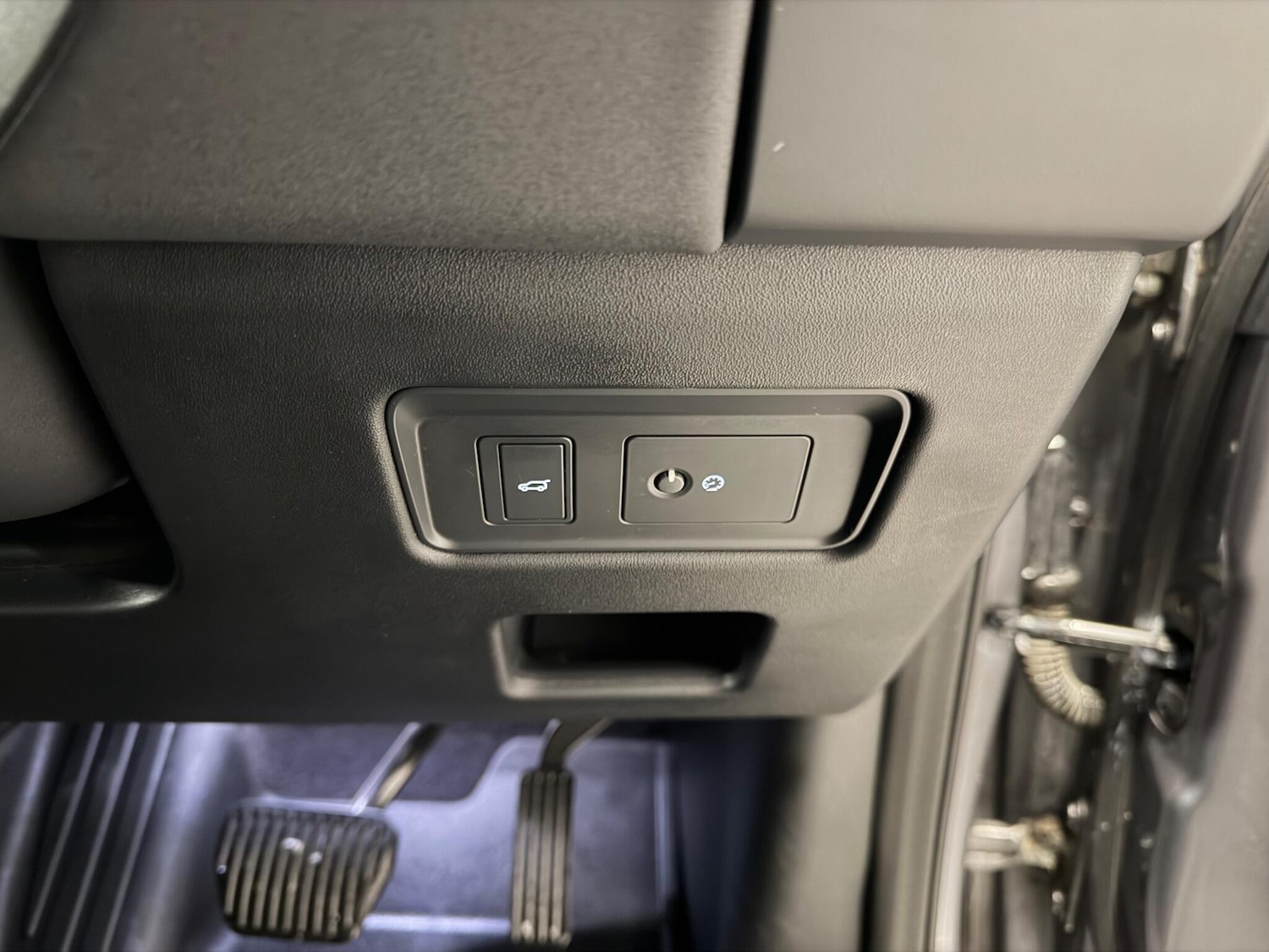 Used Land Rover Discovery 2021 for sale - 78019358: Photo 23