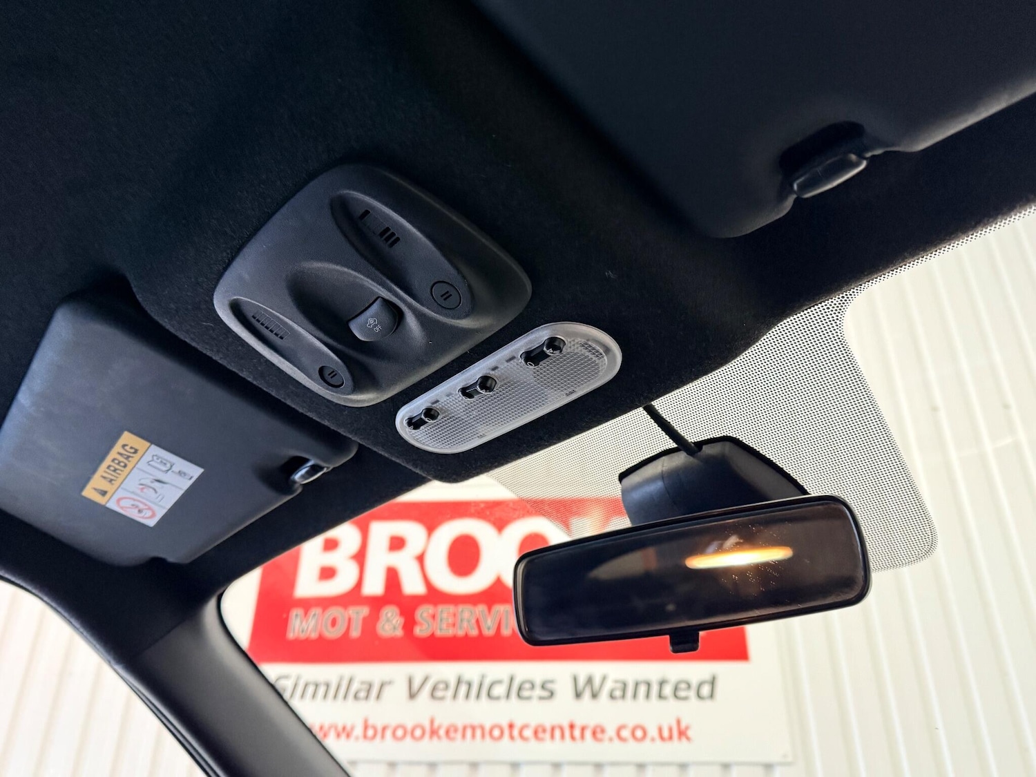 Used Nissan Juke 2017 for sale - 77131076: Photo 30