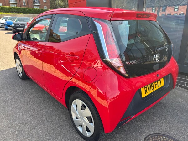 Used Toyota AYGO 2018 for sale - 74349737: Photo 10