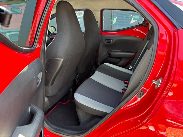 Used Toyota AYGO 2018 for sale - 74349737: Photo 12