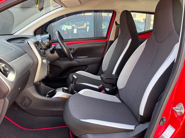 Used Toyota AYGO 2018 for sale - 74349737: Photo 15