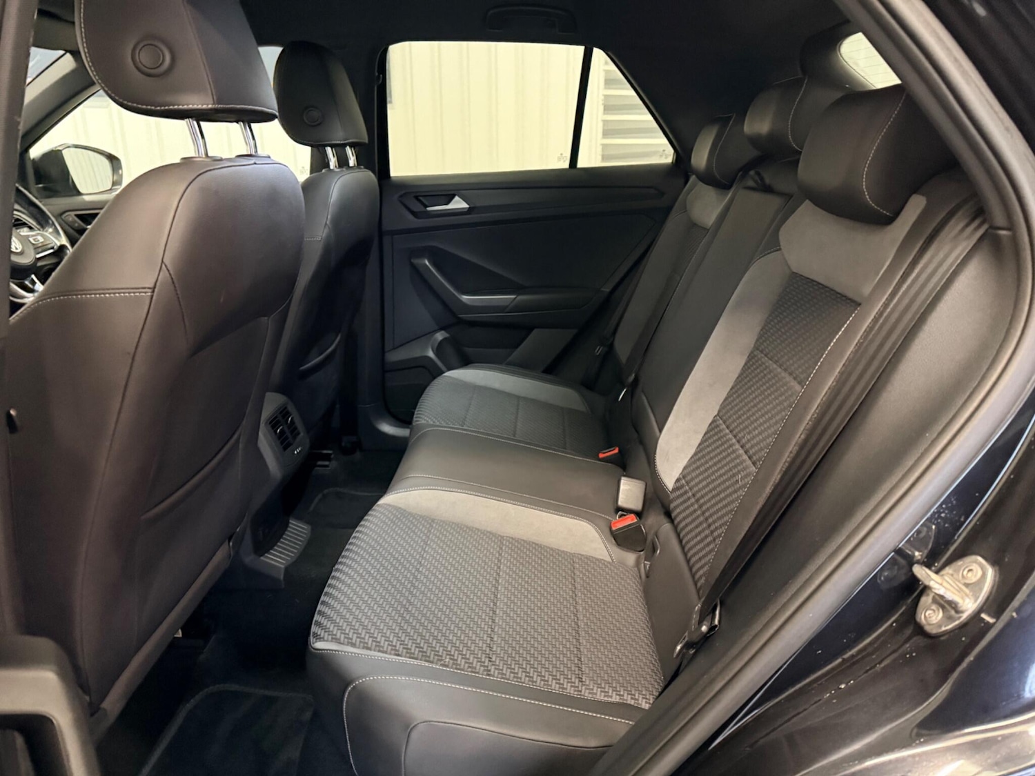 Used Volkswagen T-Roc 2019 for sale - 77386927: Photo 13