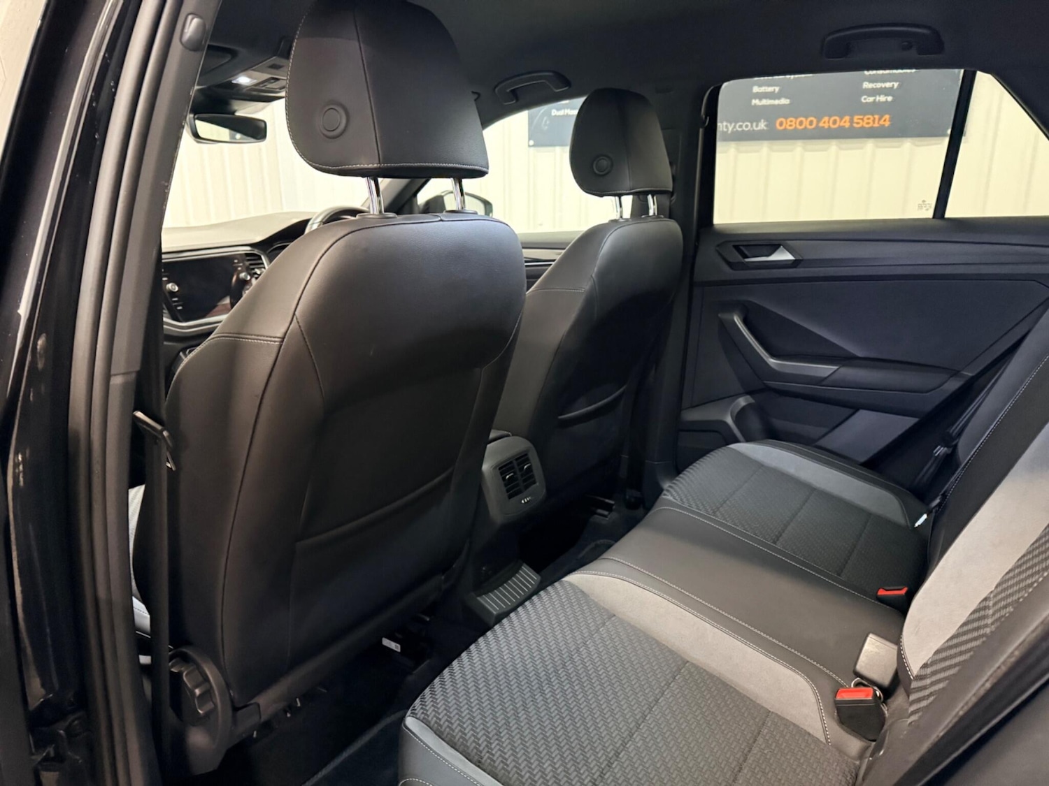 Used Volkswagen T-Roc 2019 for sale - 77386927: Photo 14