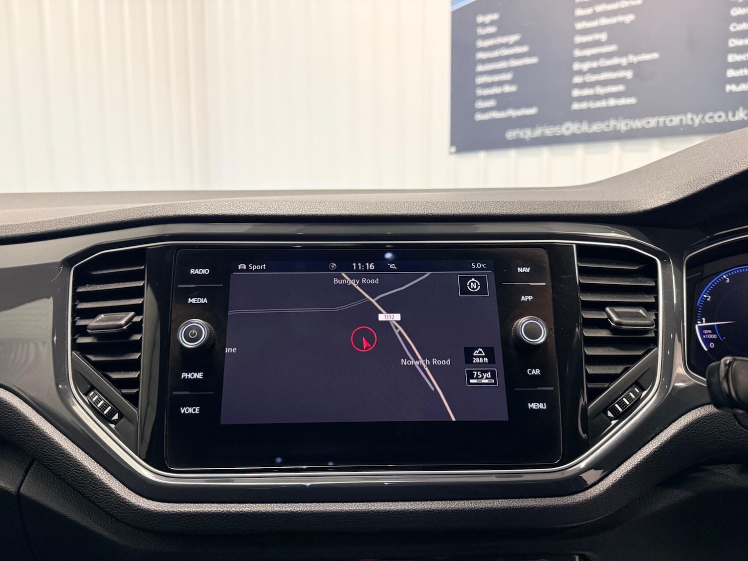 Used Volkswagen T-Roc 2019 for sale - 77386927: Photo 26