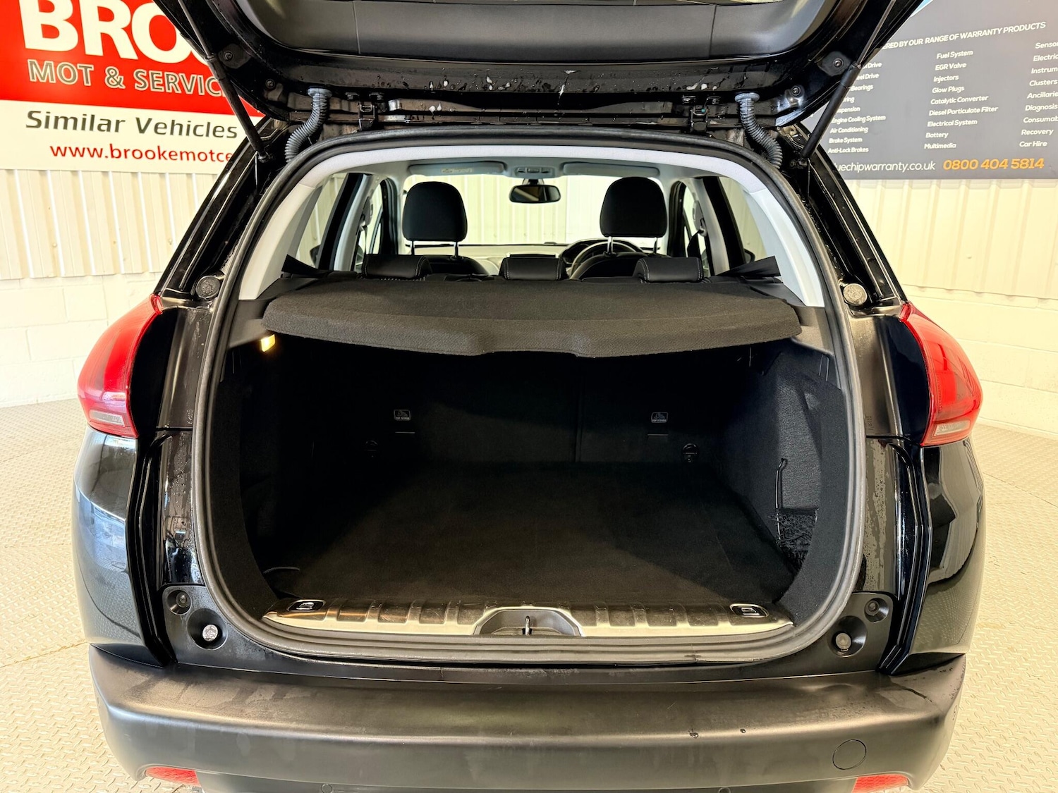 Used Peugeot 2008 2018 for sale - 77143403: Photo 11