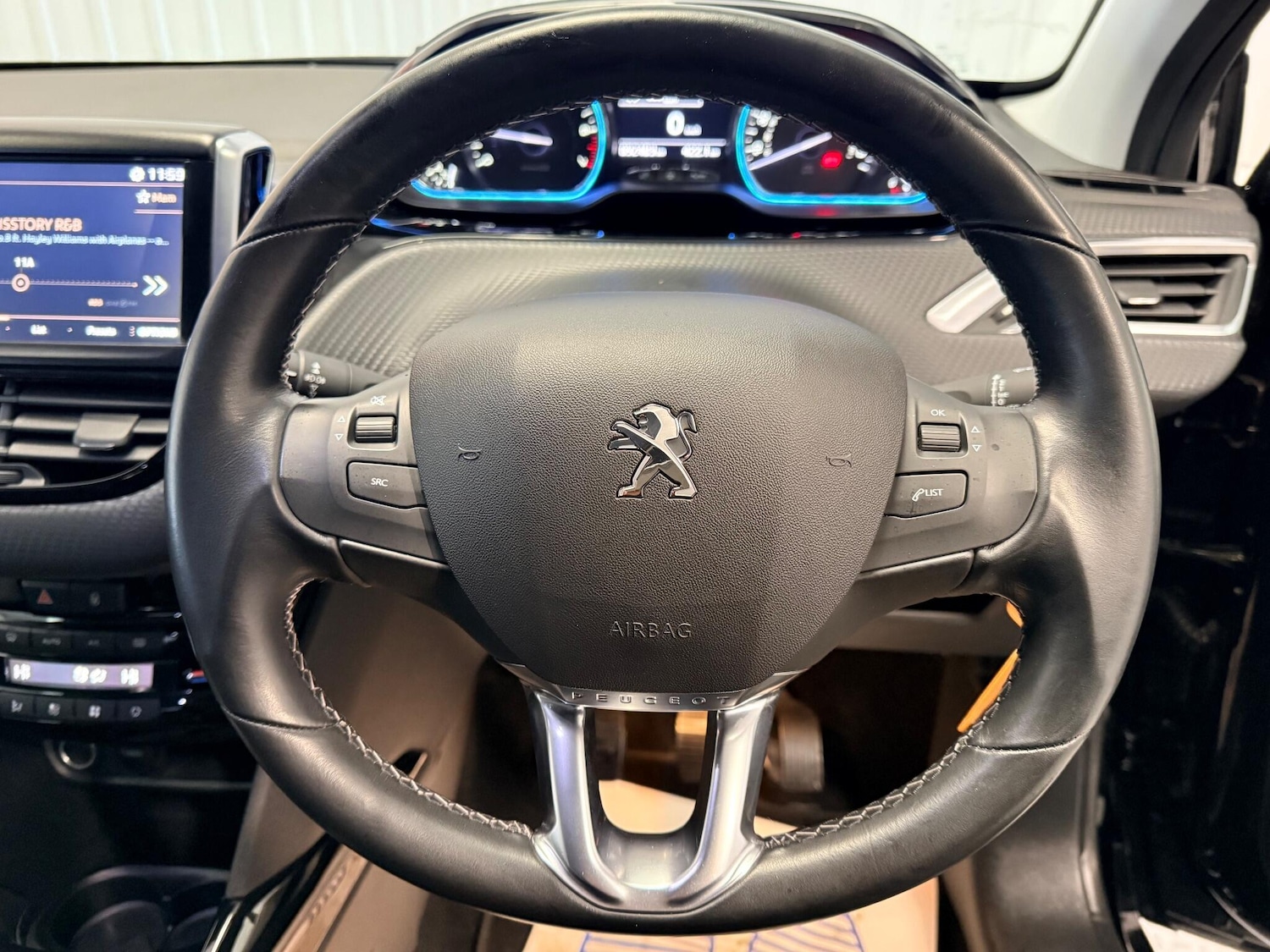 Used Peugeot 2008 2018 for sale - 77143403: Photo 18