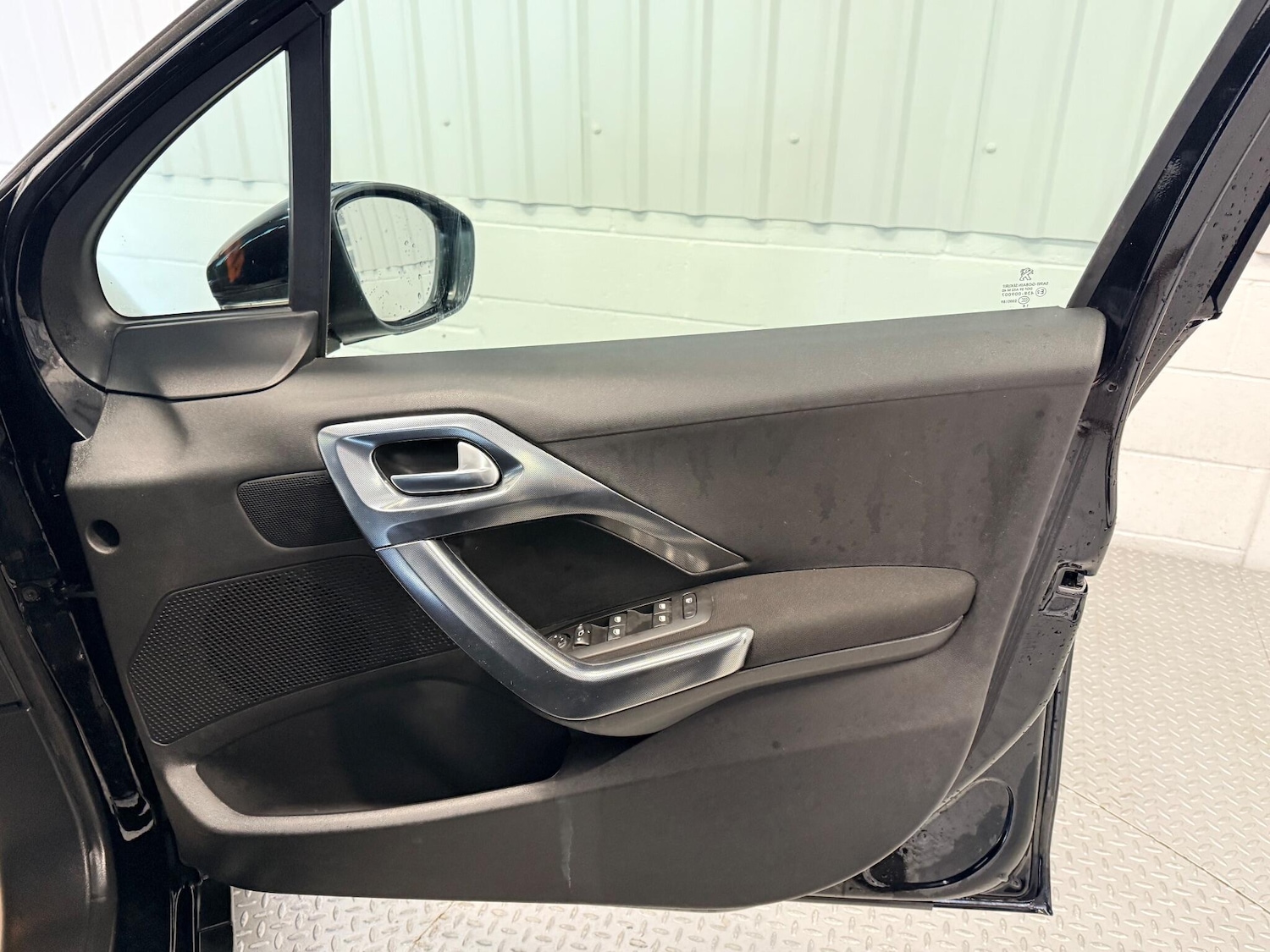 Used Peugeot 2008 2018 for sale - 77143403: Photo 20