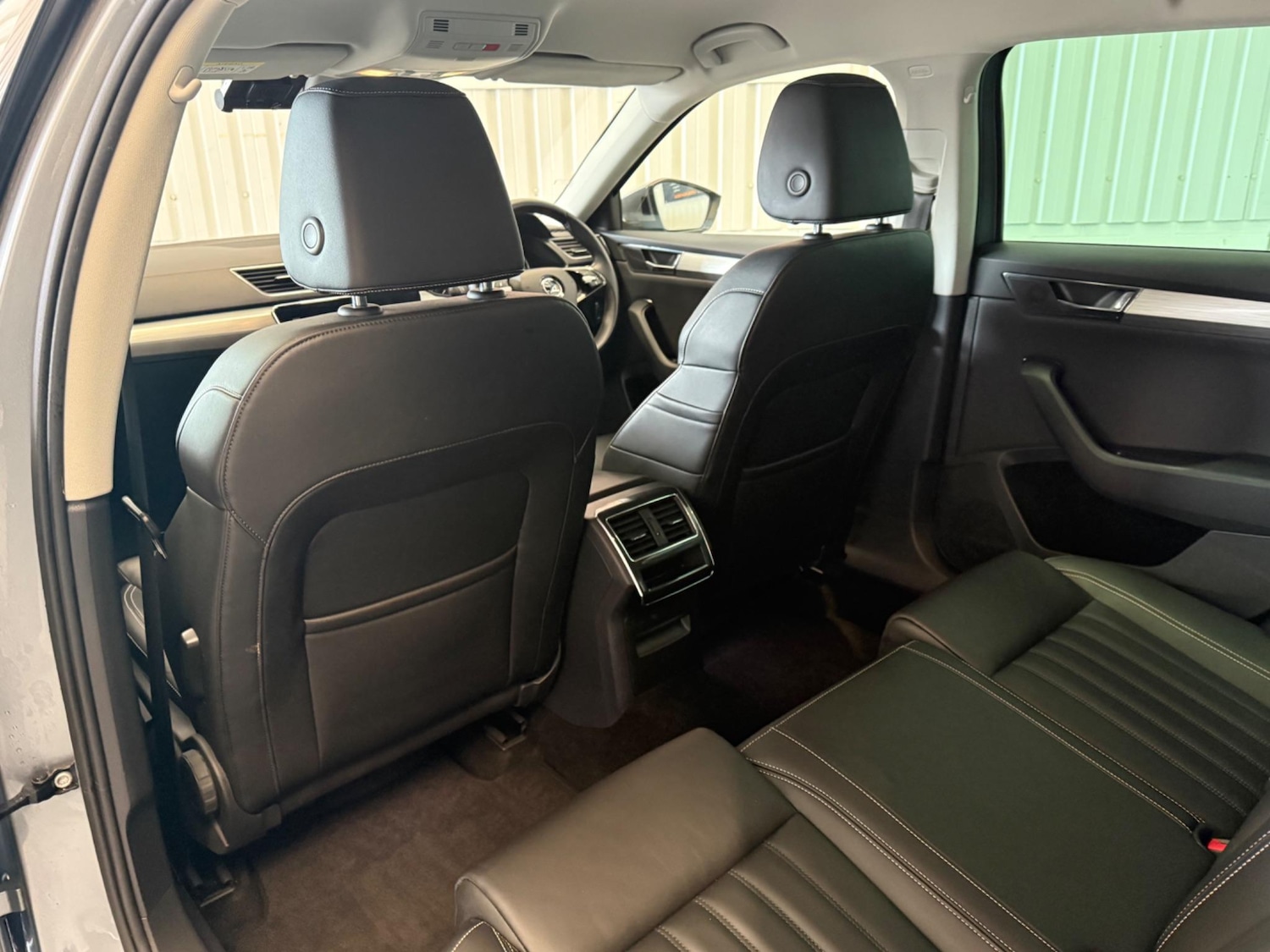 Used Skoda Superb 2020 for sale - 76472363: Photo 13