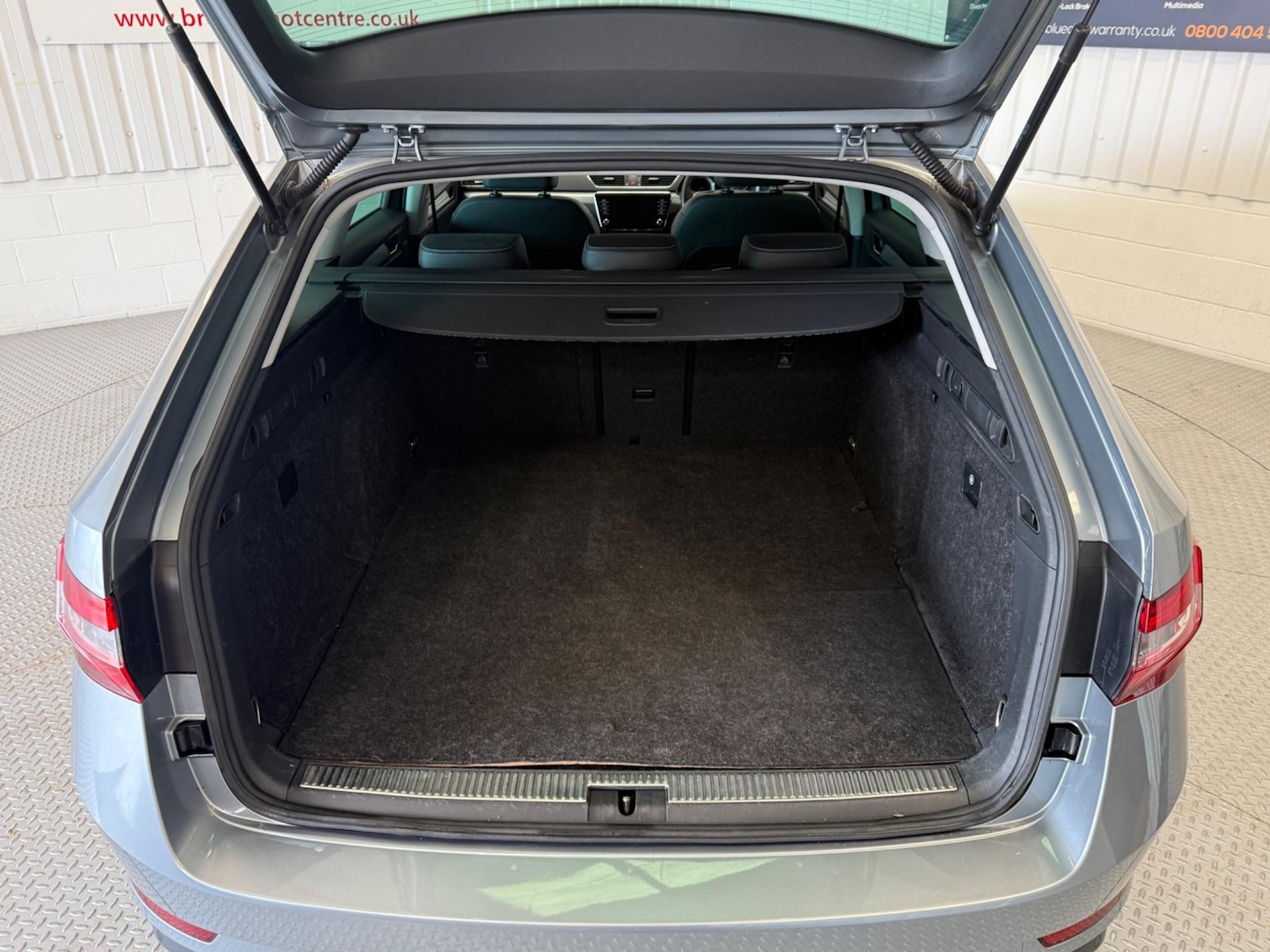 Used Skoda Superb 2020 for sale - 76472363: Photo 16