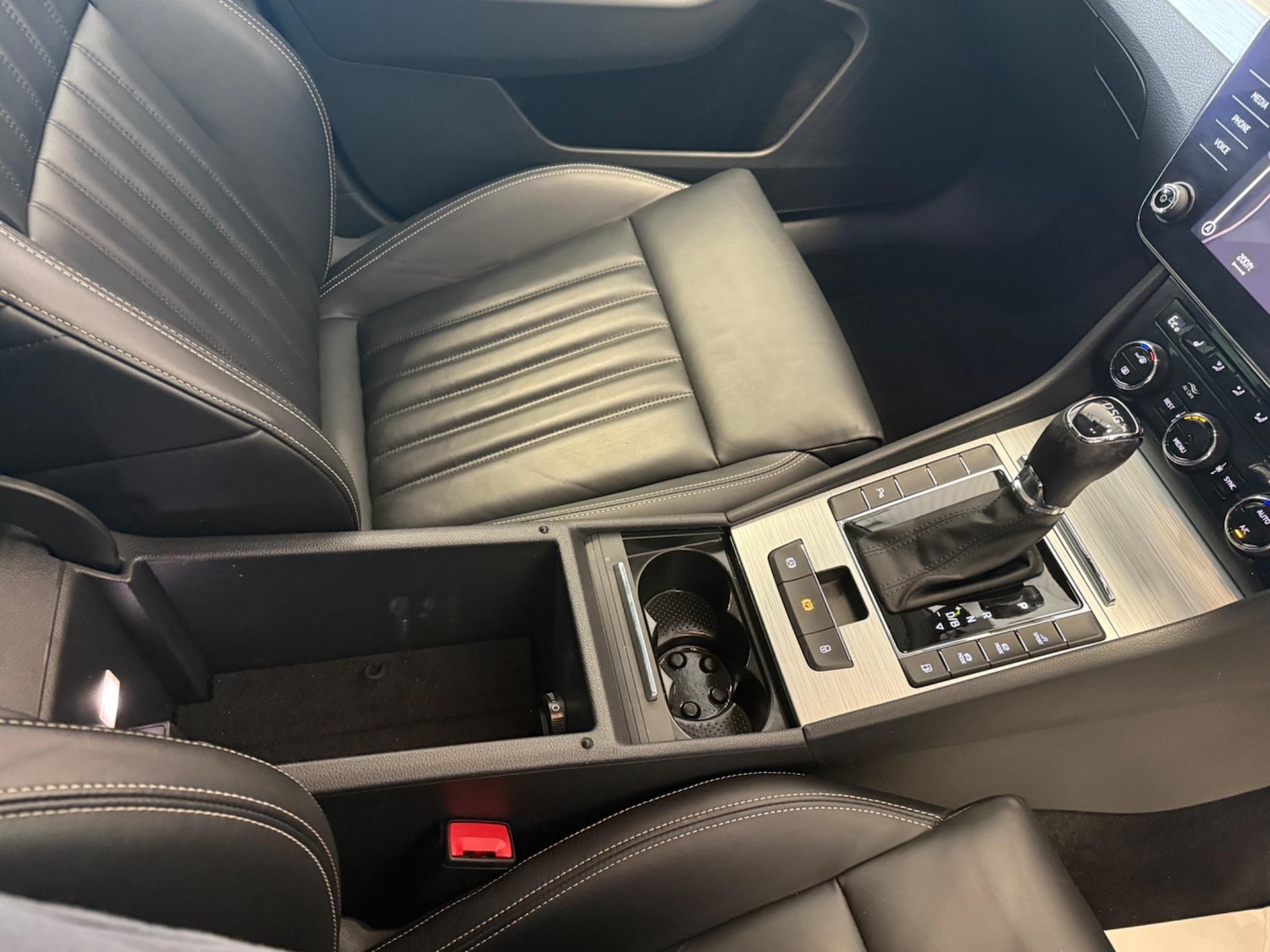 Used Skoda Superb 2020 for sale - 76472363: Photo 35